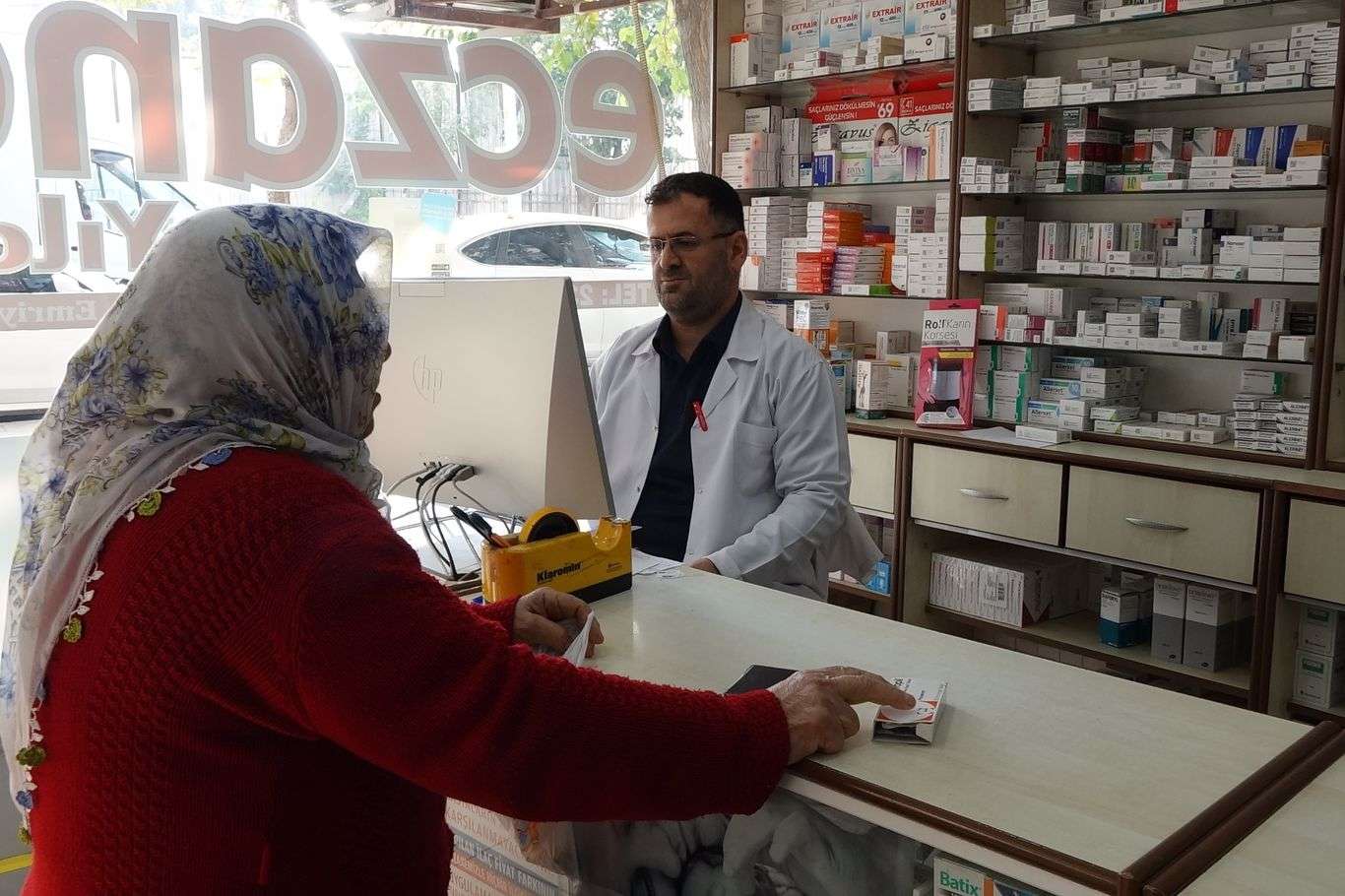Eczanelerde ilaç tedarik sıkıntısı devam ediyor